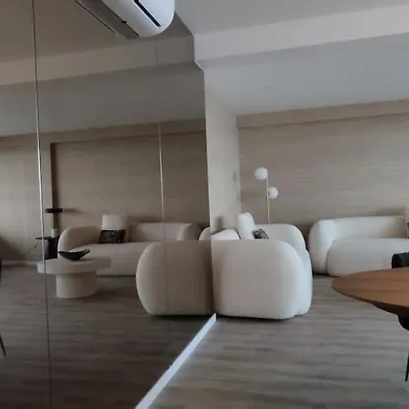 Guestready - Elegant Marina Ponta Delgada (Sao Miguel)