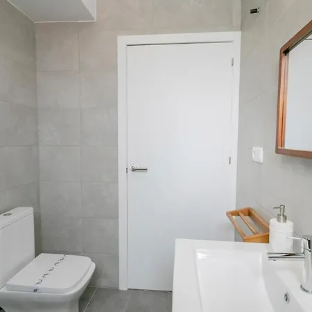 Elegant Marina Apartment Ponta Delgada (Sao Miguel)