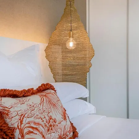 Guestready - Elegant Marina Apartment *