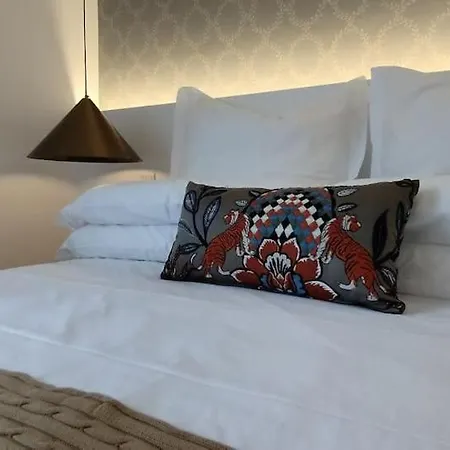 Elegant Marina Apartment Ponta Delgada (Sao Miguel)