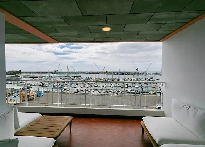 Guestready - Elegant Marina Ponta Delgada (Sao Miguel)